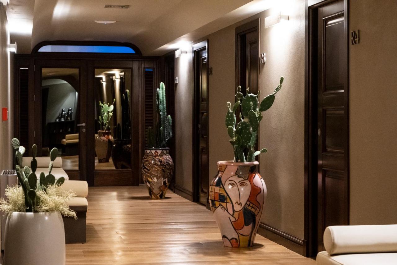 Baia Di Ulisse Wellness & Spa San Leone Exterior foto