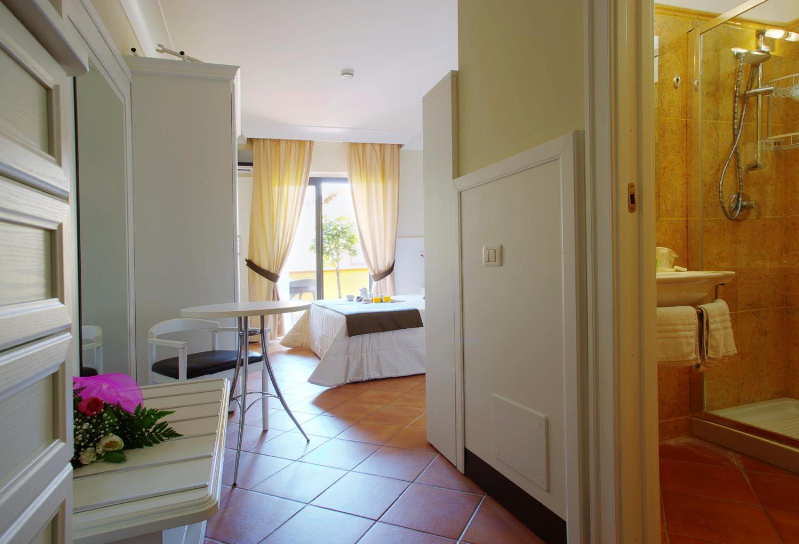 Baia Di Ulisse Wellness & Spa San Leone Habitación foto